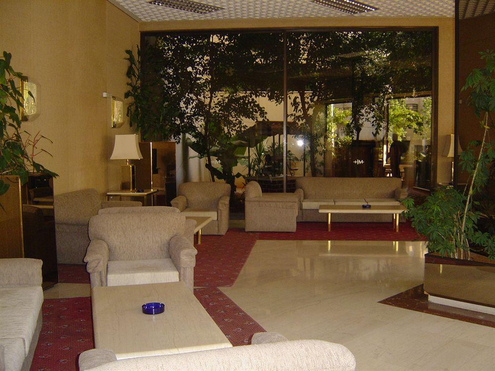 Hotel Mistral Pireu Interior foto
